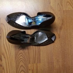 Brown Gianni Bini heels (new)
